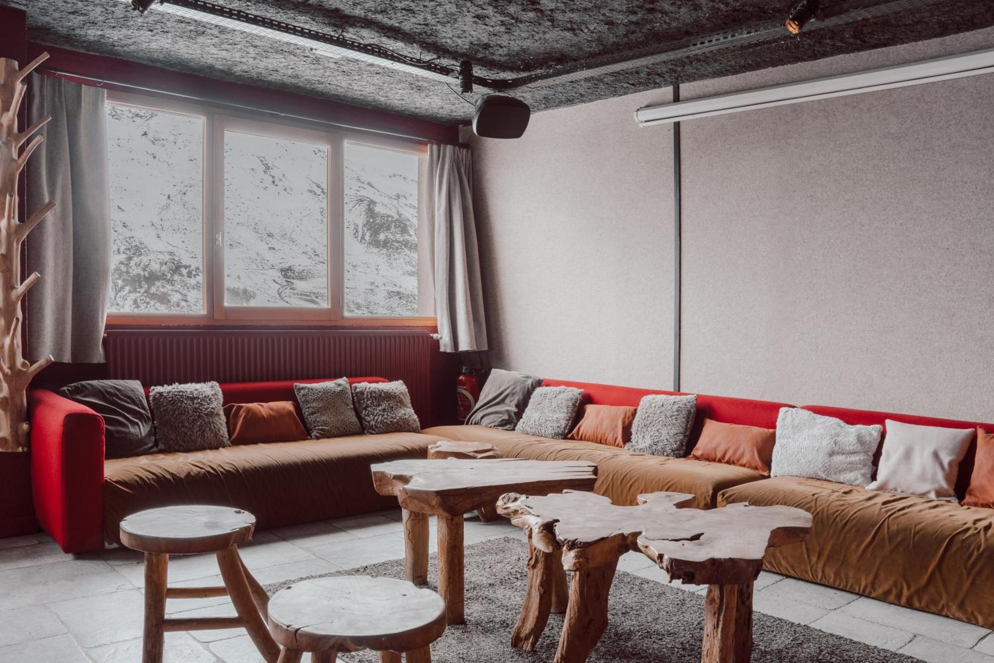 Ho36 Les Menuires Hotel Екстериор снимка